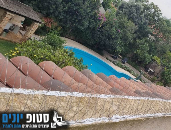 התקנת דוקרנים על גג בית פרטי